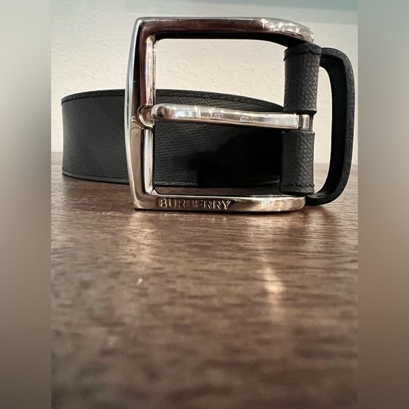 Burberry Check and Leather Men’s Belt - Picture 1 of 5